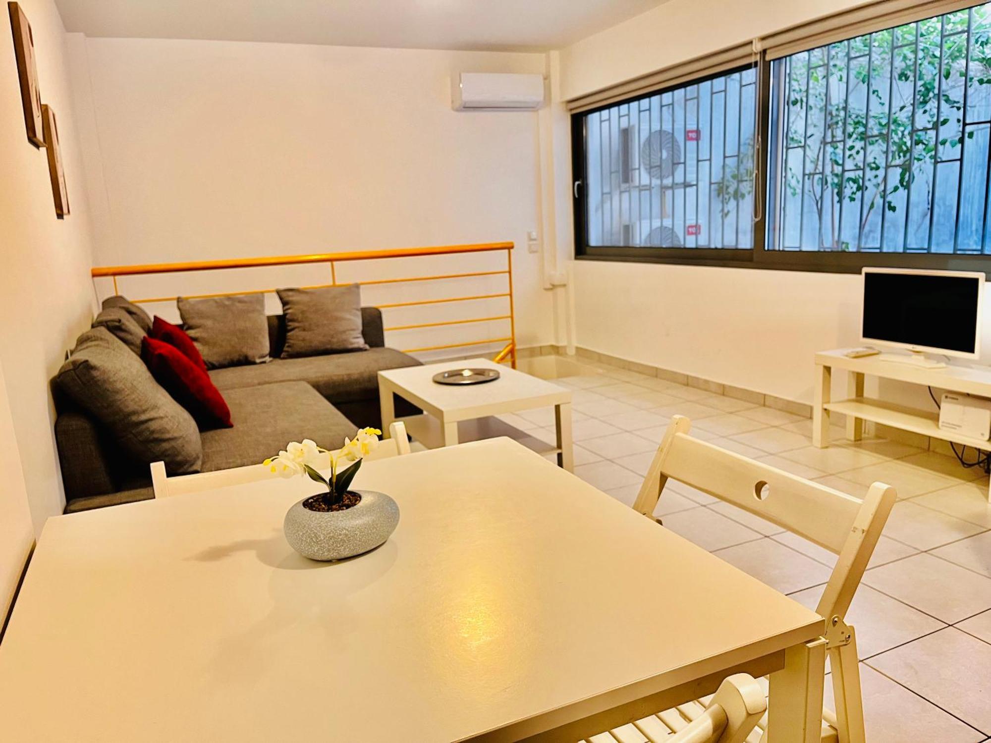 Elvita Apartments Atene Esterno foto