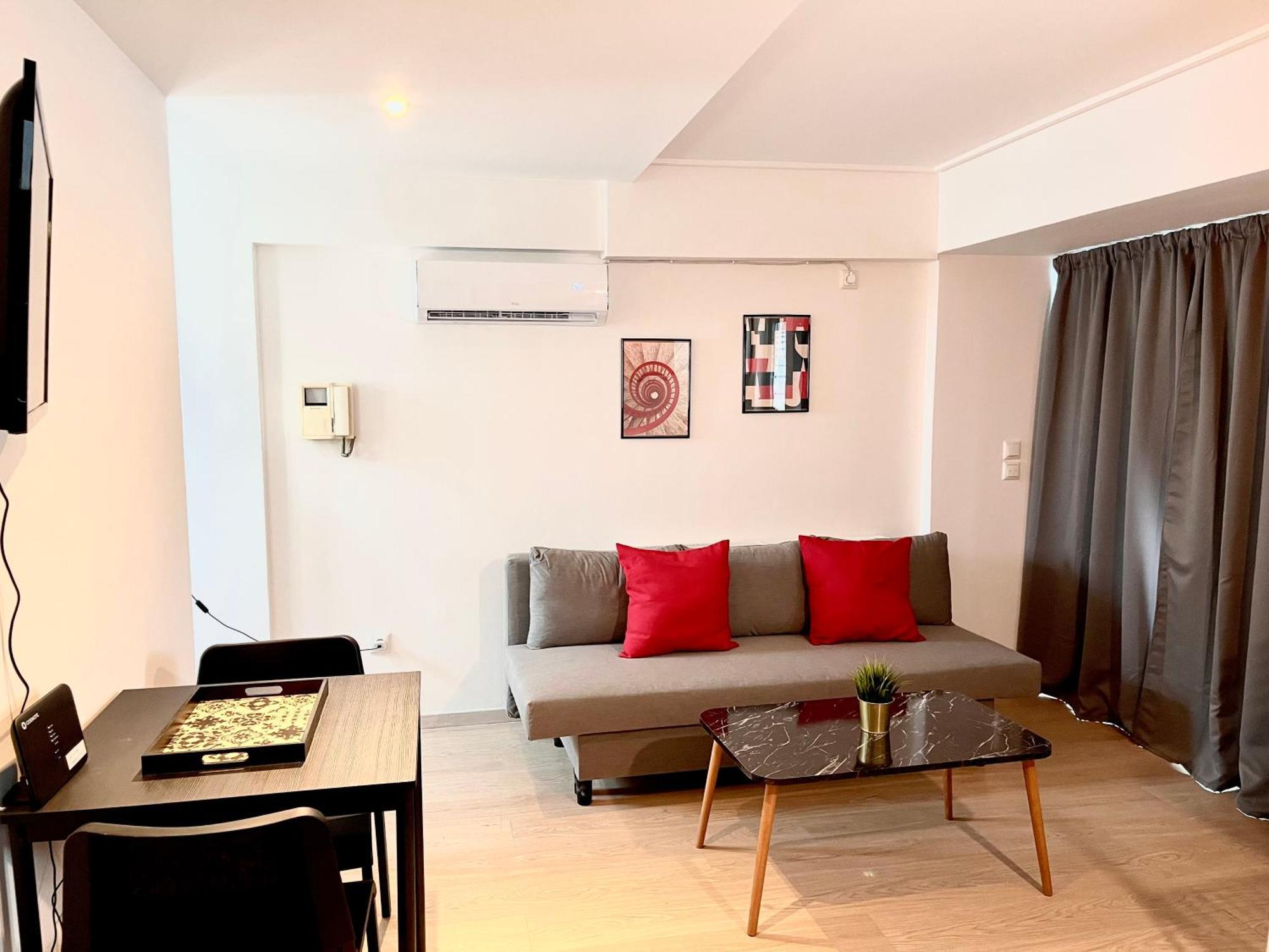 Elvita Apartments Atene Esterno foto
