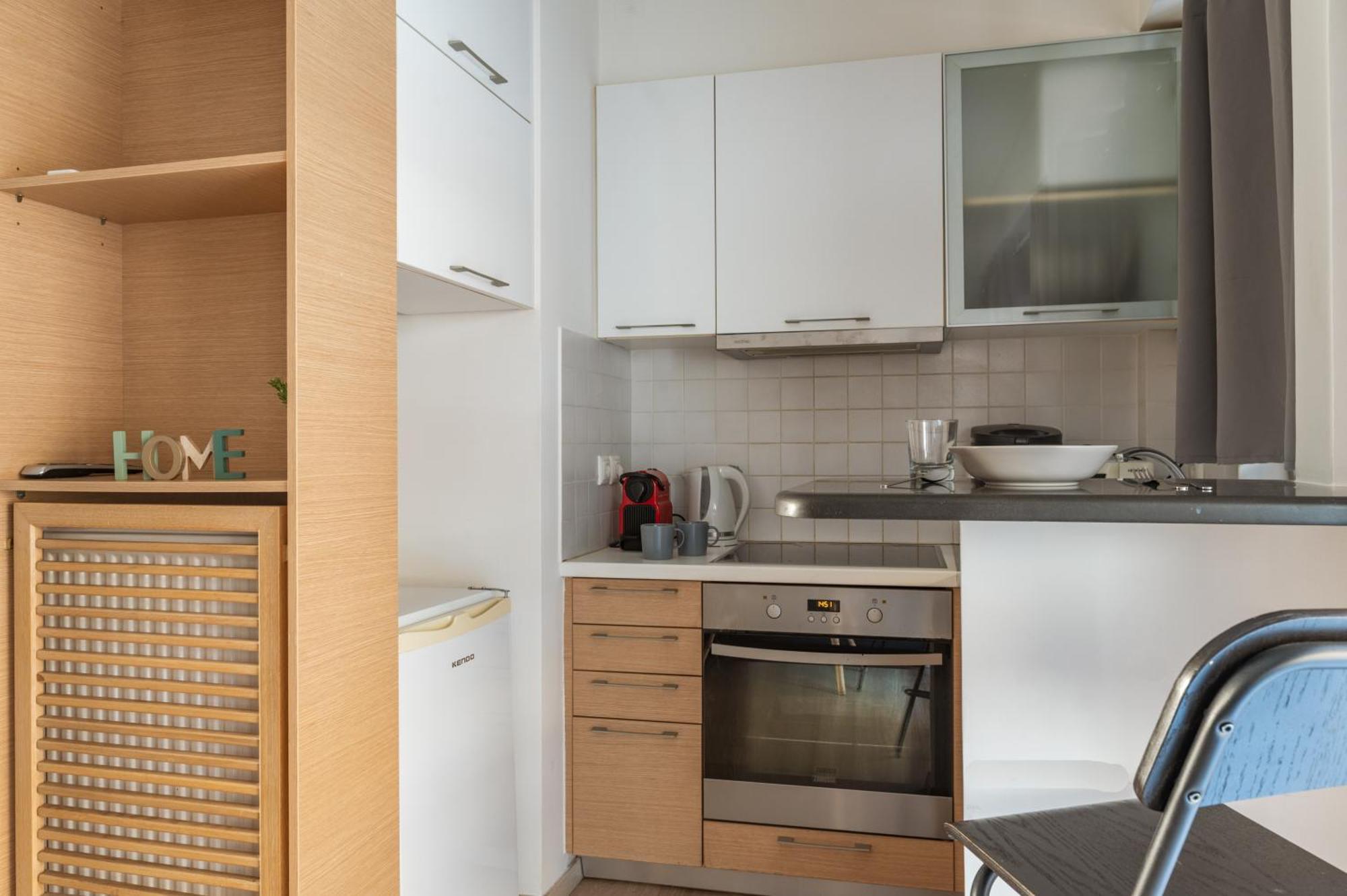 Elvita Apartments Atene Esterno foto